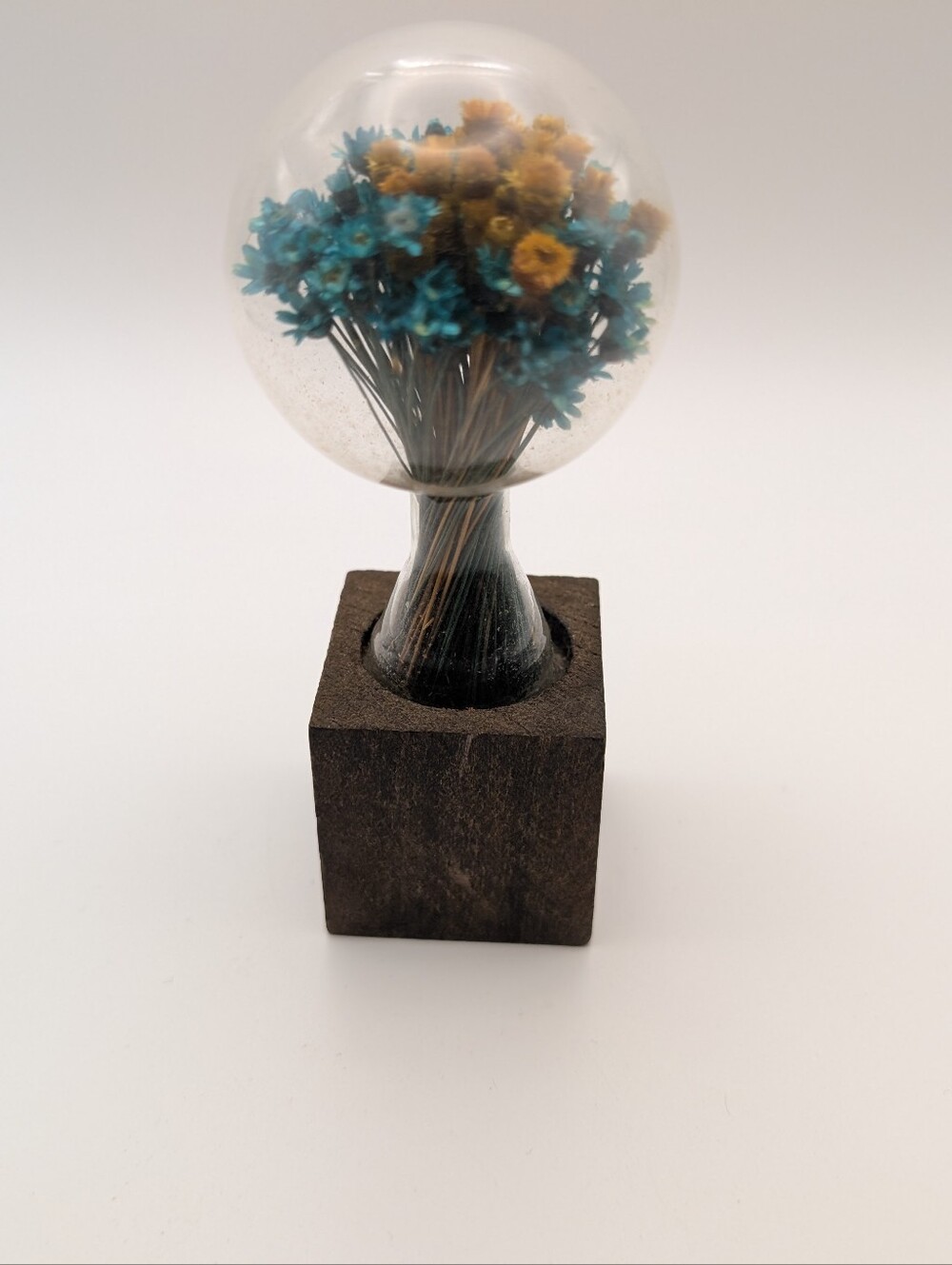 Vtg Dried Flowers Glass Wood 1970s Cottage Core Fairy Farm Country Paperweight